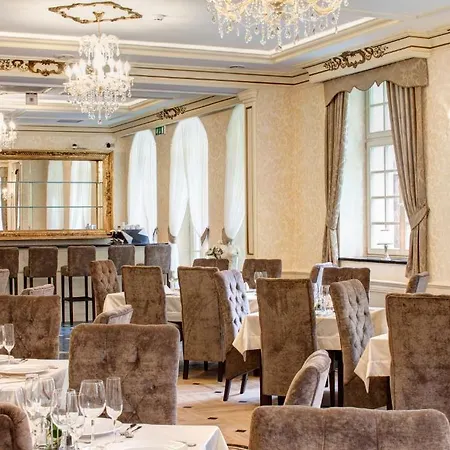 Palac Hotel Brzezina