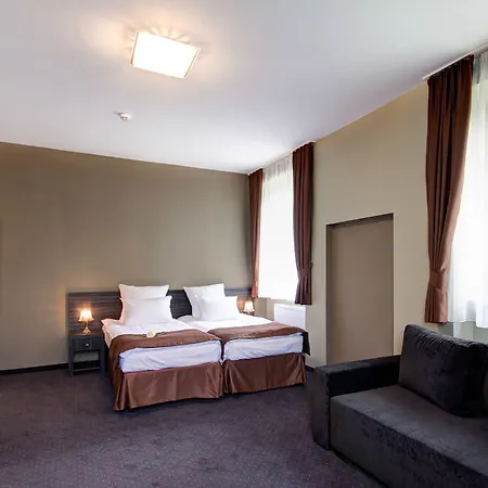 Palac Hotel Brzezina