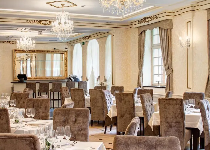 Palac Szálloda Brzezina